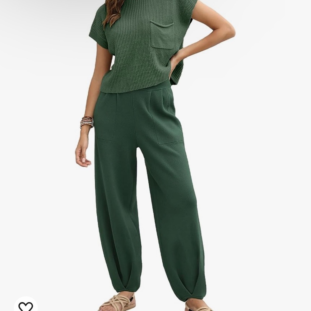 GREEN TWO PIECE SET